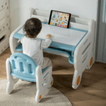MICCOO Stolik dla dzieci z tablicą do pisania i krzesełkiem - obrazek 6