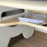 MICCOO Stolik dla dzieci z krzesełkiem + książeczka GRATIS! - obrazek 4